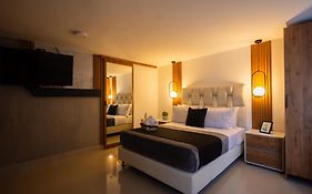 Naiot Hotel Boutique